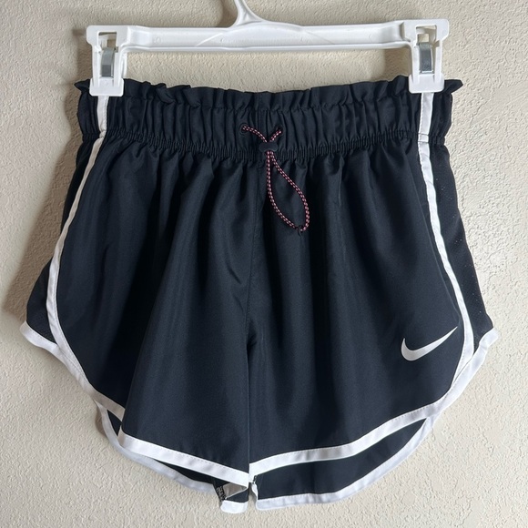 Nike running ionclash tempo black shorts lined size small - Picture 2 of 5